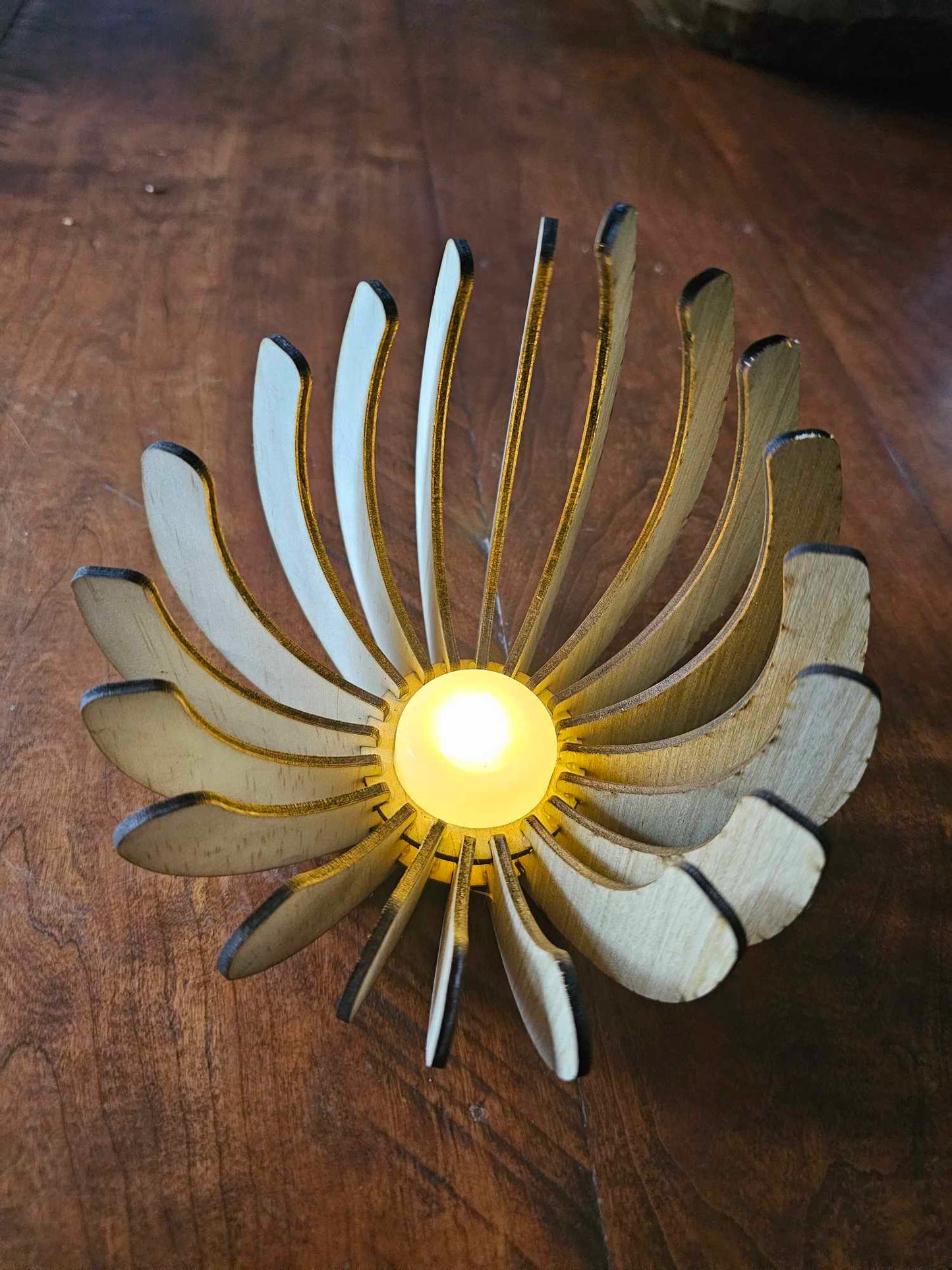 Tea Light Holder, Light Included